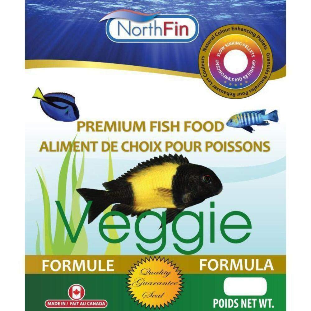 Northfin Veggie Fish Food ingredients bowl highlights organic kelp and spirulina for balanced nutrition.