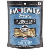 Northwest Naturals: tratamientos de pescado blanco desecados, ideal para viajar.