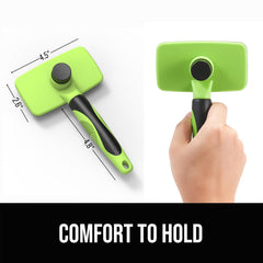 OEFEO slicker brush bristles close-up shows soft tipped stainless steel for gentle grooming.