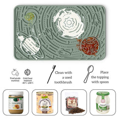 OHMO lick mat textured pattern close-up emphasizes tongue-cleaning surface design