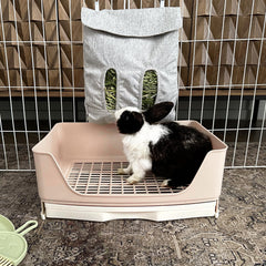 Oleisert guinea pig litter box buckle connector keeps cage mess to minimum.