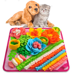 Oliumt Snuffle Mat for dogs in use, promoting slow feeding and mental stimulation.