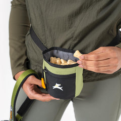 OllyDog Goodie Treat Bag with magnetic closure for easy one-handed access.