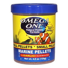 Omega One Garlic Marine Small Sinking Pellets in water sinking to feed zone.