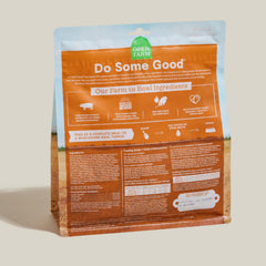 Open Farm morsels with organic produce and superfoods image emphasizes natural ingredients