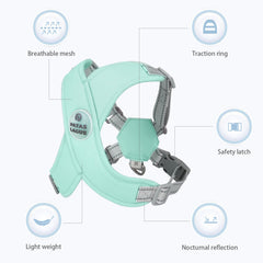 Patas Lague no-choke design reduces neck pressure during outings