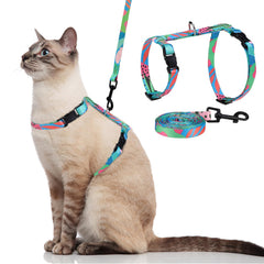 PAWCHIE cat harness green outdoor-walk design for secure pet outings.