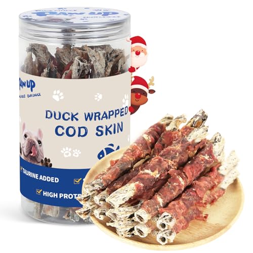 PAWUP Cod Skin Dog Treats packaging highlights natural ingredients for a coat-friendly snack.