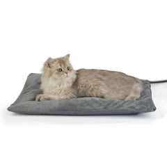 Petace outdoor heated cat bed front view emphasizes cozy warmth for outdoor shelter.