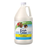 PetAg Fresh ’n Clean oatmeal-baking-soda shampoo bottle for gentle cleansing and odor control.