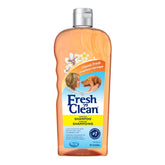 Pet-Ag Fresh ’n Clean Shampoo bottle with rich lather for gentle coat cleansing