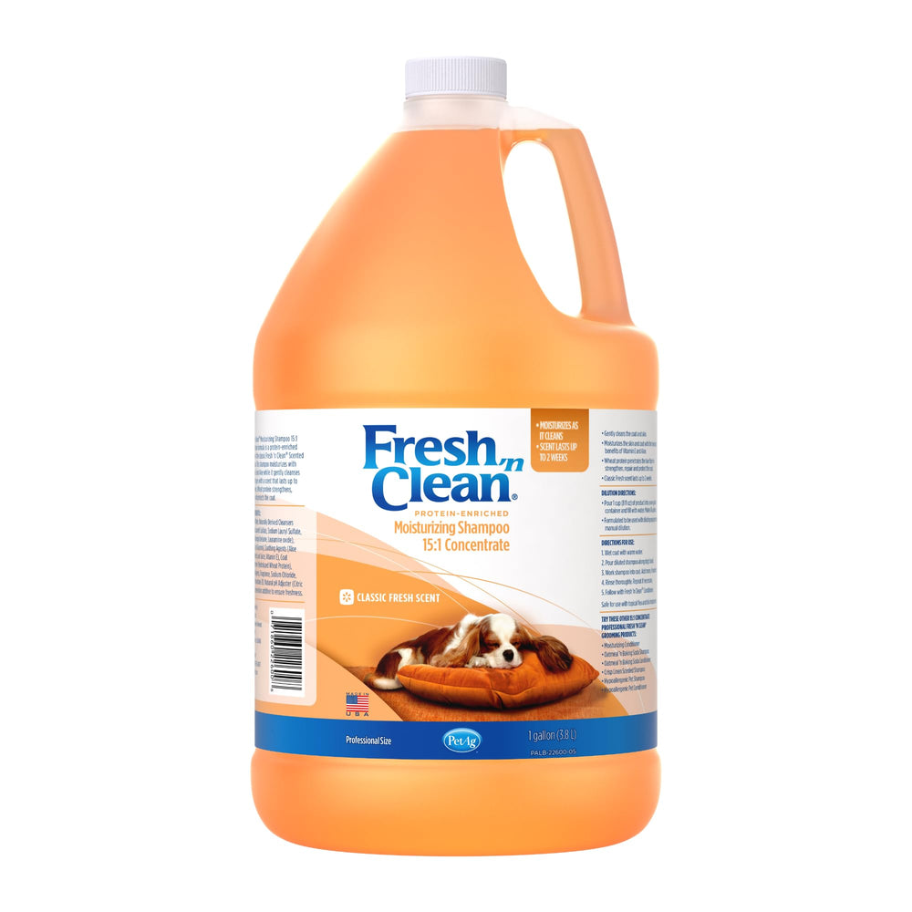 PetAg Fresh ’n Clean shampoo bottle being poured for gentle moisturizing