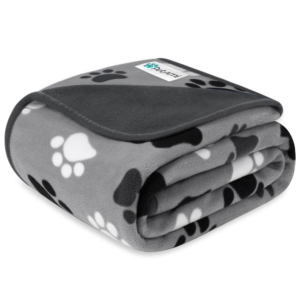 PetAmi waterproof pet blanket main cover protects furniture from spills.