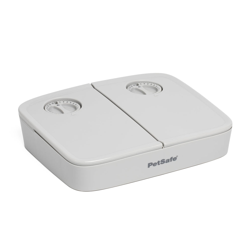 PetSafe Analog 2 Meal Feeder front view shows a compact, dependable pet food dispenser for timely meals.