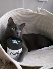 Pettobox Catbuzz USA-grown catnip packaged in California supports local producers.
