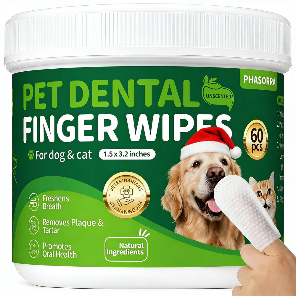 PHASORRA dog dental wipes finger-cleaning close-up for gentle dental care