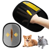 PieceLife upgraded electrostatic glove on hand for effortless pet hair removal