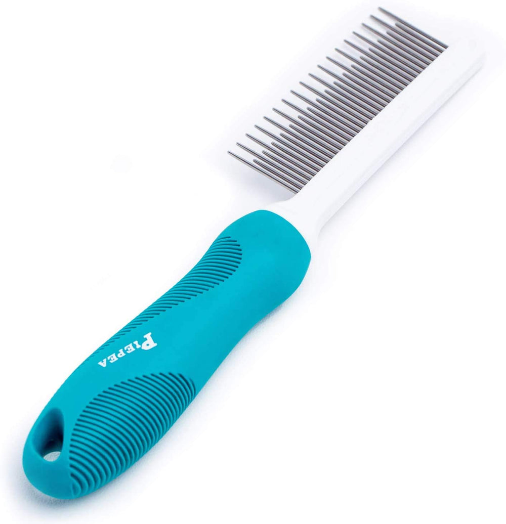 Piepea pet comb long teeth close-up for fast detangling.