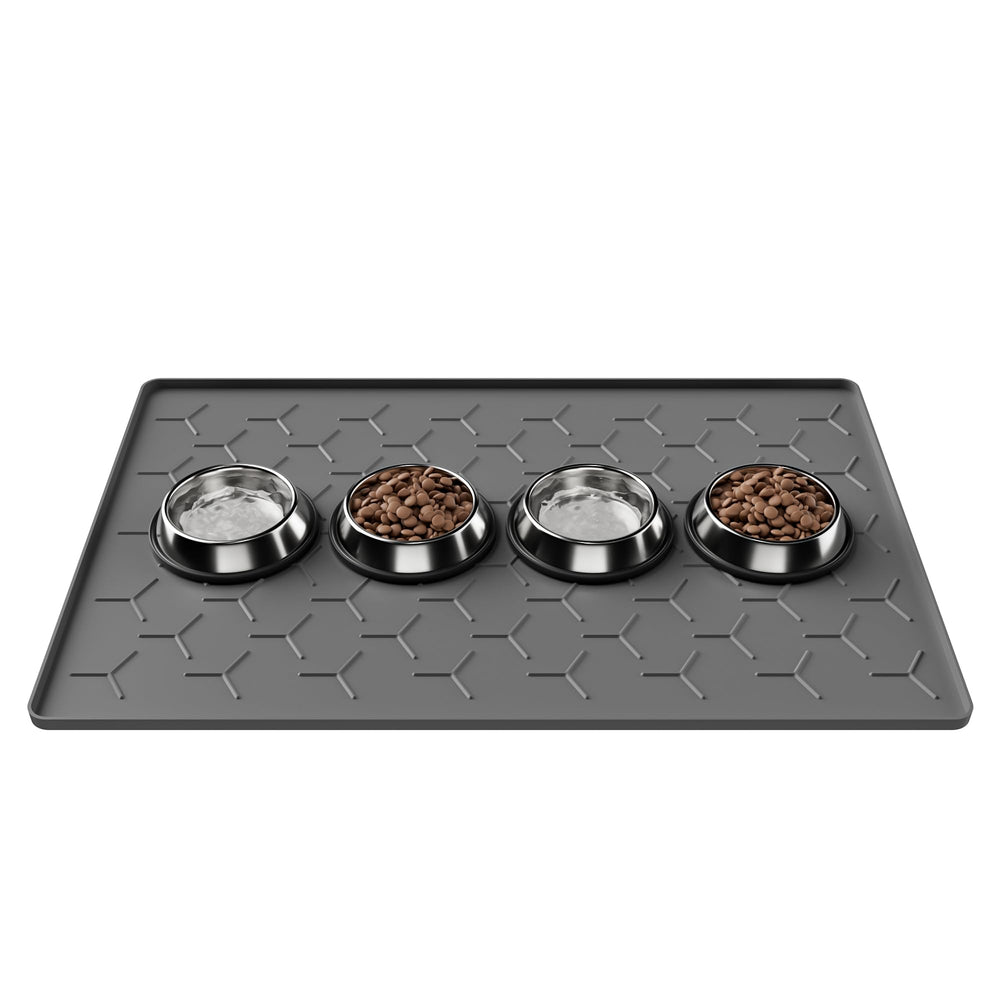 Pieviev raised-edge dog-cat mat keeps spills contained for mess-free mealtimes