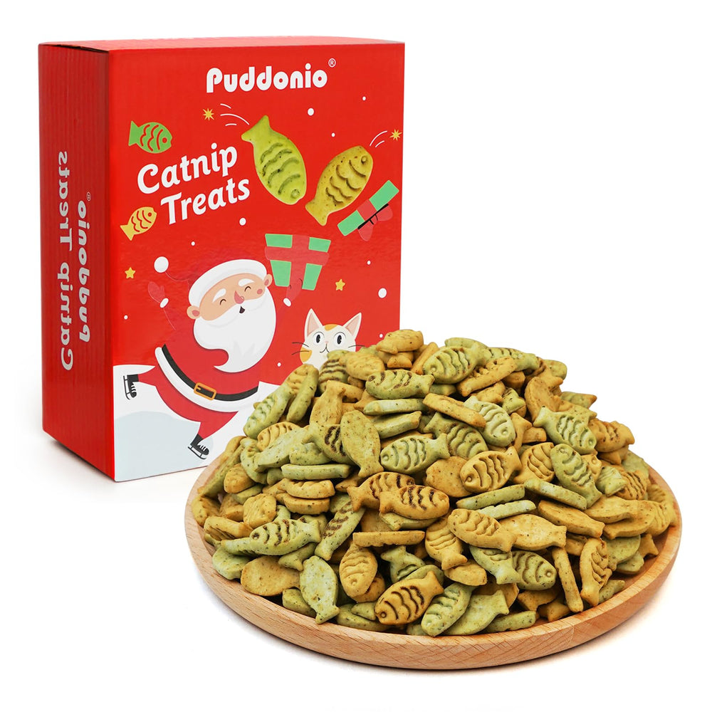 Puddonio Christmas catnip biscuits front packaging, ideal gift for cat lovers.