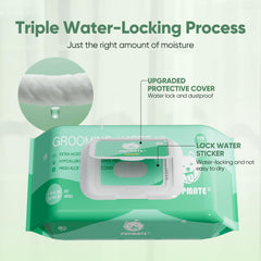 PUPMATE paw cleaning wipes after walks removes dirt.