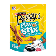 Purina Beggin’ Flavor Stix bacon-peanut-butter-pack demonstrates a convenient 25 oz pouch for daily rewards.