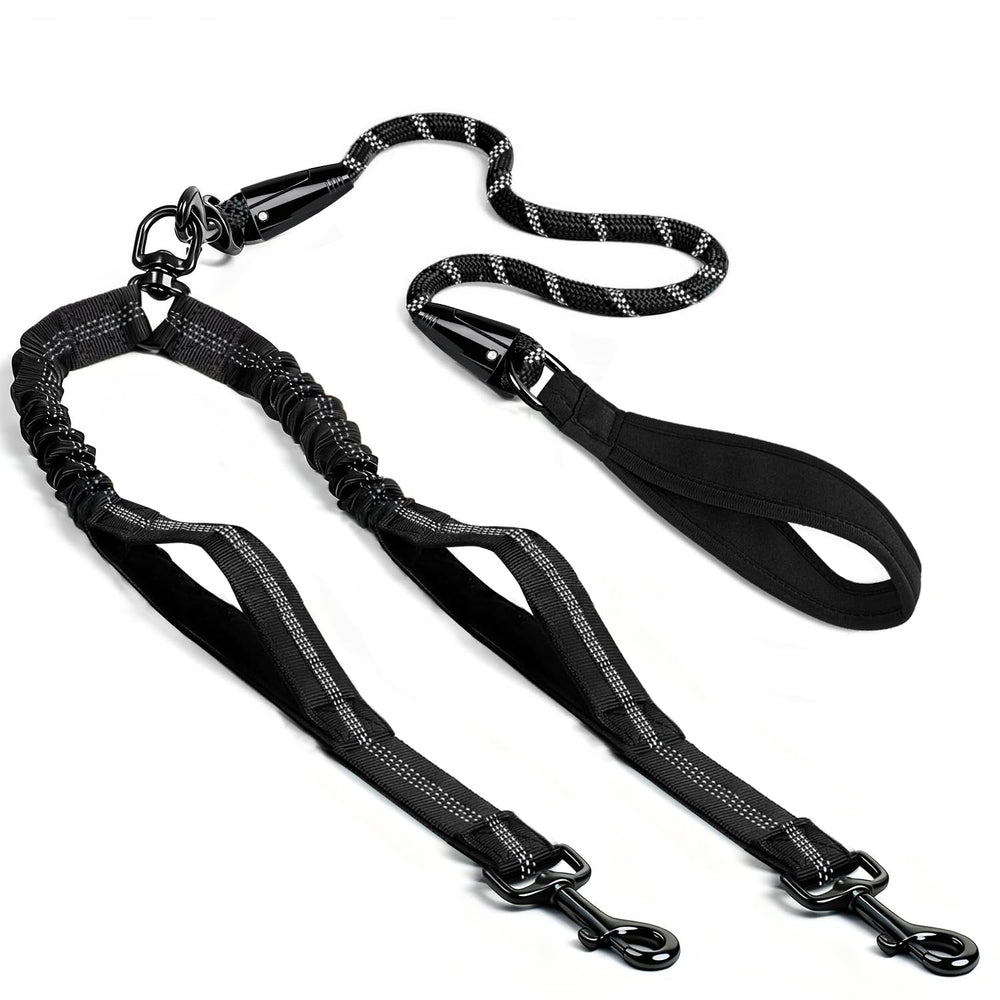 QUAN DUO DUO double dog leash no-tangle design supports walking two dogs with one hand.