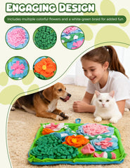 Qxsnuvvlg Snuffle Mat showing treat-hiding action for canine enrichment.
