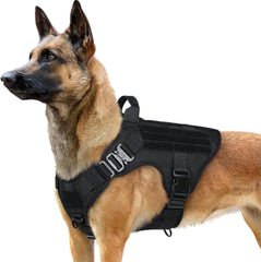 Rabbitgoo Tactical Dog Harness front view shows no-pull front clip for training control.