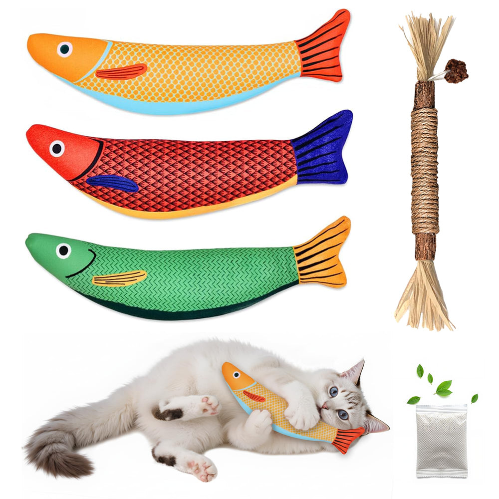 Rishoesu Catnip Toy Saury Fish front view for vibrant play and hunting-like action