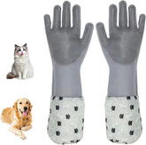 ROBATUN dog washing gloves cover shows hands in use for a comfortable deshedding bath