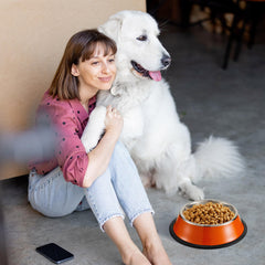 Roshtia stackable dog bowls save space in busy households