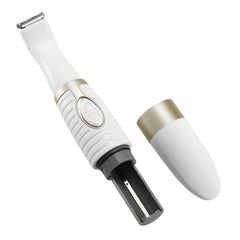 Ruri's ergonomic, lightweight design supports comfortable grooming sessions.