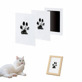 RyanDesign paw print kit frame displays a neat, ready-to-display keepsake.