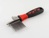 RYAN'S PET SUPPLIES Paw Brothers 12-blade dematting tool close-up blades for efficient detangling.