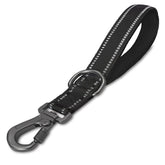 SAEGYPET 12-inch short dog leash with padded handle provides comfortable close-control during walks