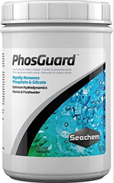 Seachem PhosGuard 2 L package front for efficient phosphate removal in aquariums.