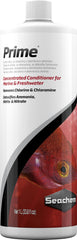 Seachem Prime bottle pour demonstrates easy dosing for chlorine and chloramine removal in fresh or saltwater.