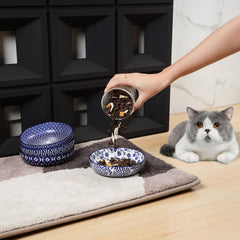 Selamica sturdy porcelain bowls offer a stable base to reduce spills.