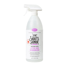 SKOUT'S HONOR cat litter deodorizer spray bottle reduces odors quickly for cleaner litter areas.
