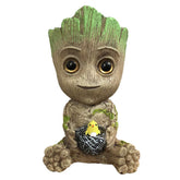 SLOCME Aquarium Groot air bubbler decor creating vibrant underwater scenes with gentle bubbles