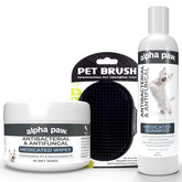 Smiling Paws Pets medicated grooming kit wipes close-up for easy at-home skin care.