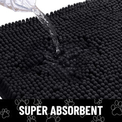 Smiry chenille mat provides soft comfort under paws and feet.