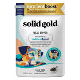Solid Gold NutrientBoost bottle pour showing protein-rich topper with gut-friendly plasma.