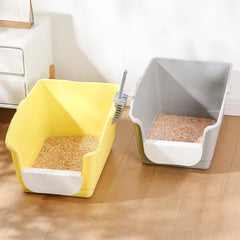 SpaceTime litter pan with low entry for easy access by kittens and seniors.