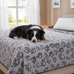Stuffed premium soft dog blanket grey 66x82 top view shows protective warmth for large dogs