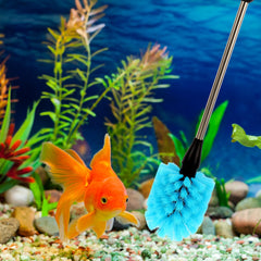 Suseg aquarium brush head closeup showing soft bristles for safe cleaning
