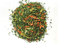 Sweet Harvest dried-cabbage-chips: lightweight bites easy for small beaks.