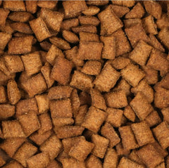 Temptations Tempting Tuna cat enjoying treat, highlights flavor and texture for rewarding moments.