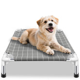 Cama elevada TensorSine para perros, vista frontal, descanso más cómodo al aire libre.